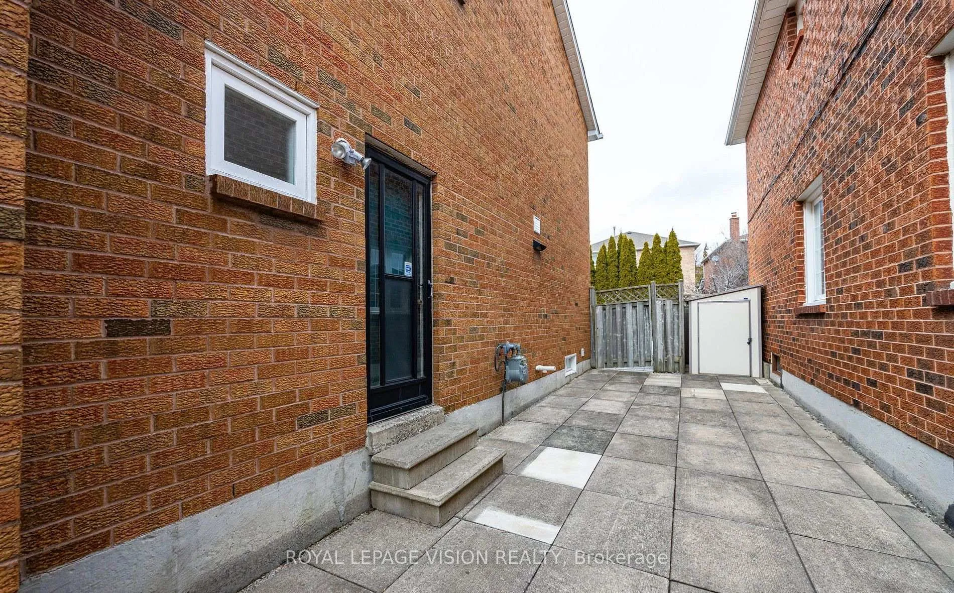Photo 1 of Unit Basement, 108 Pentland Crescent, Vaughan, Maple — HOMEH