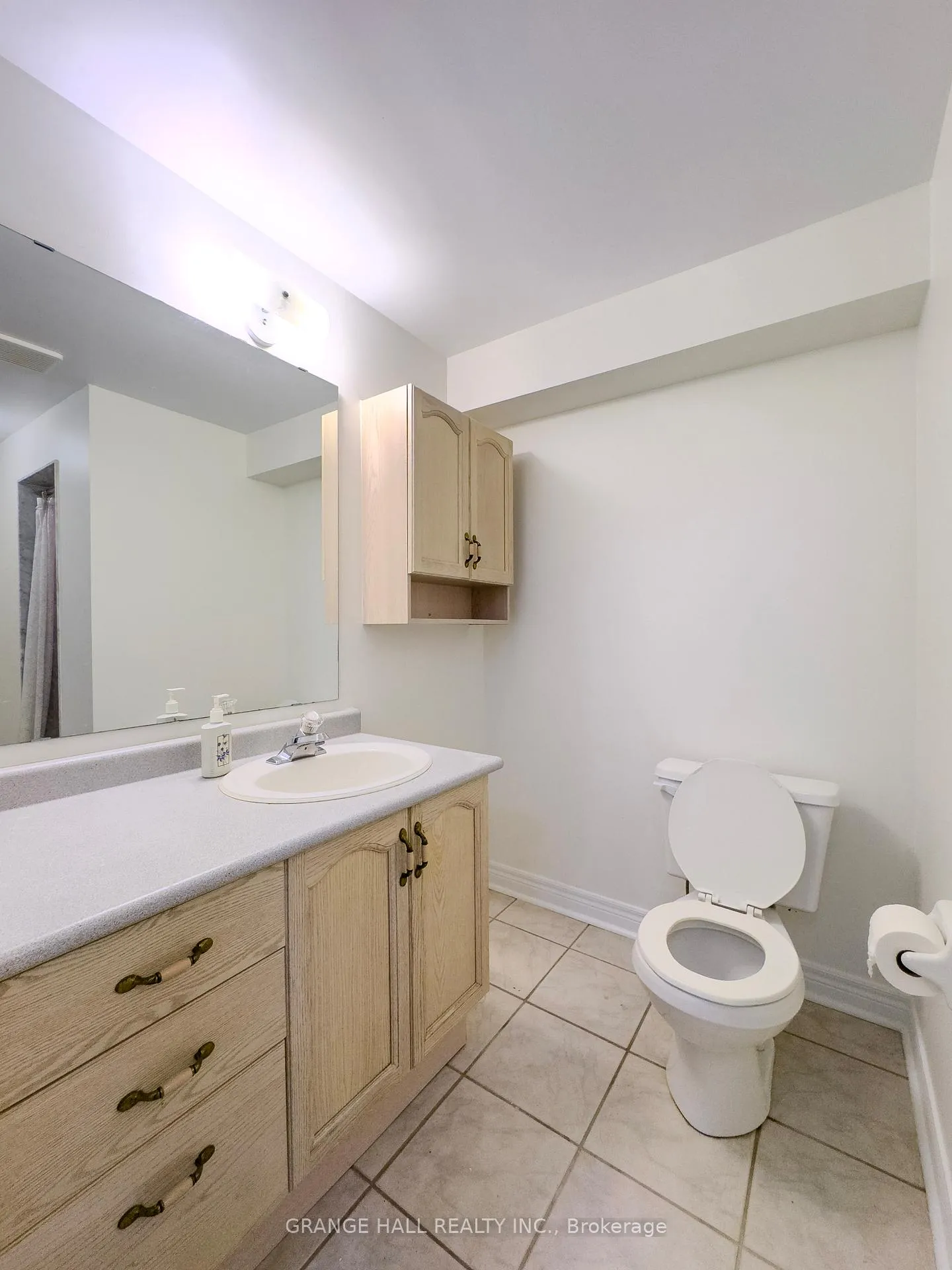 Photo 21 of 17 Lomond Avenue, Vaughan, Maple — HOMEH