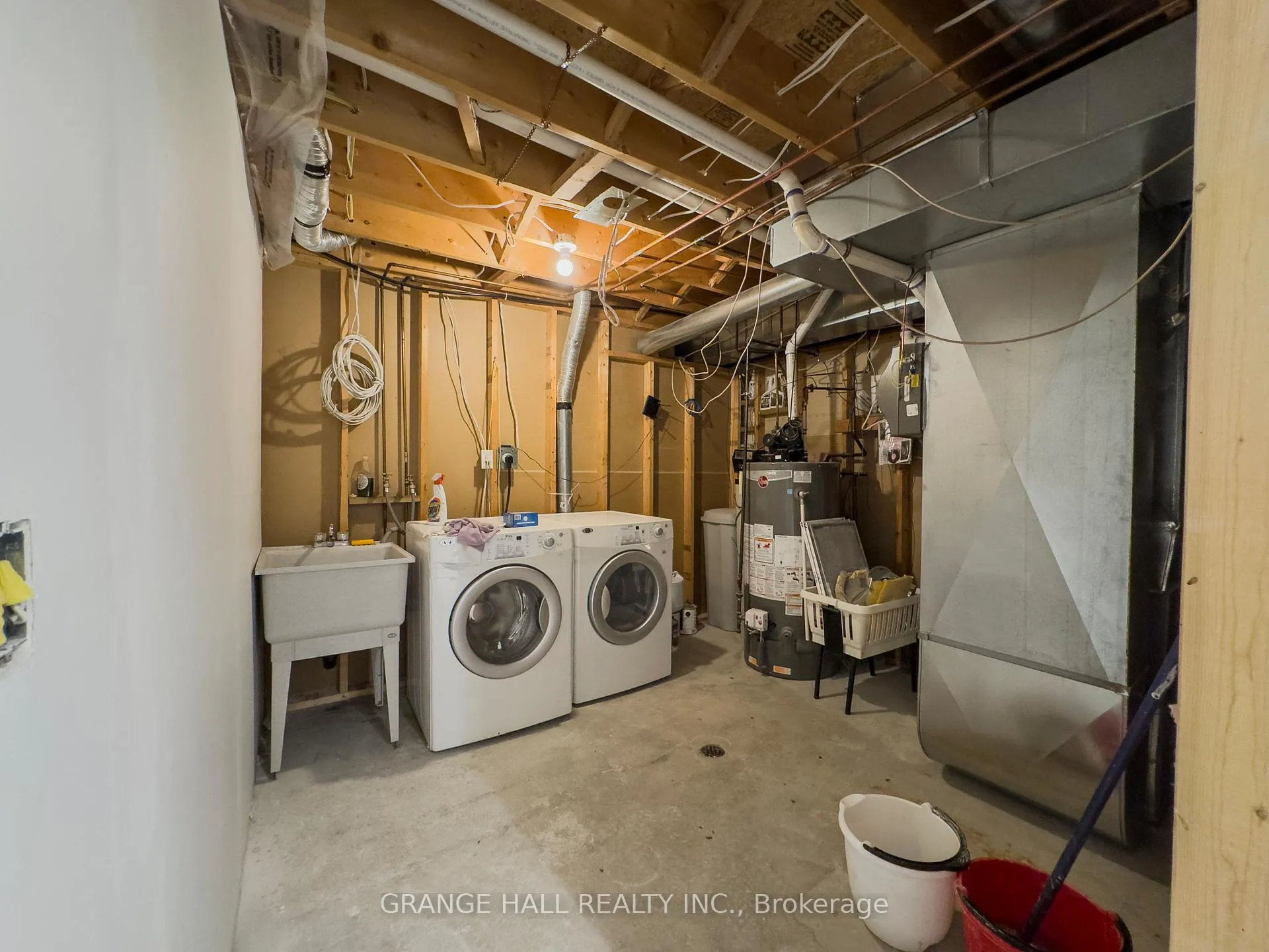 Photo 26 of 17 Lomond Avenue, Vaughan, Maple — HOMEH