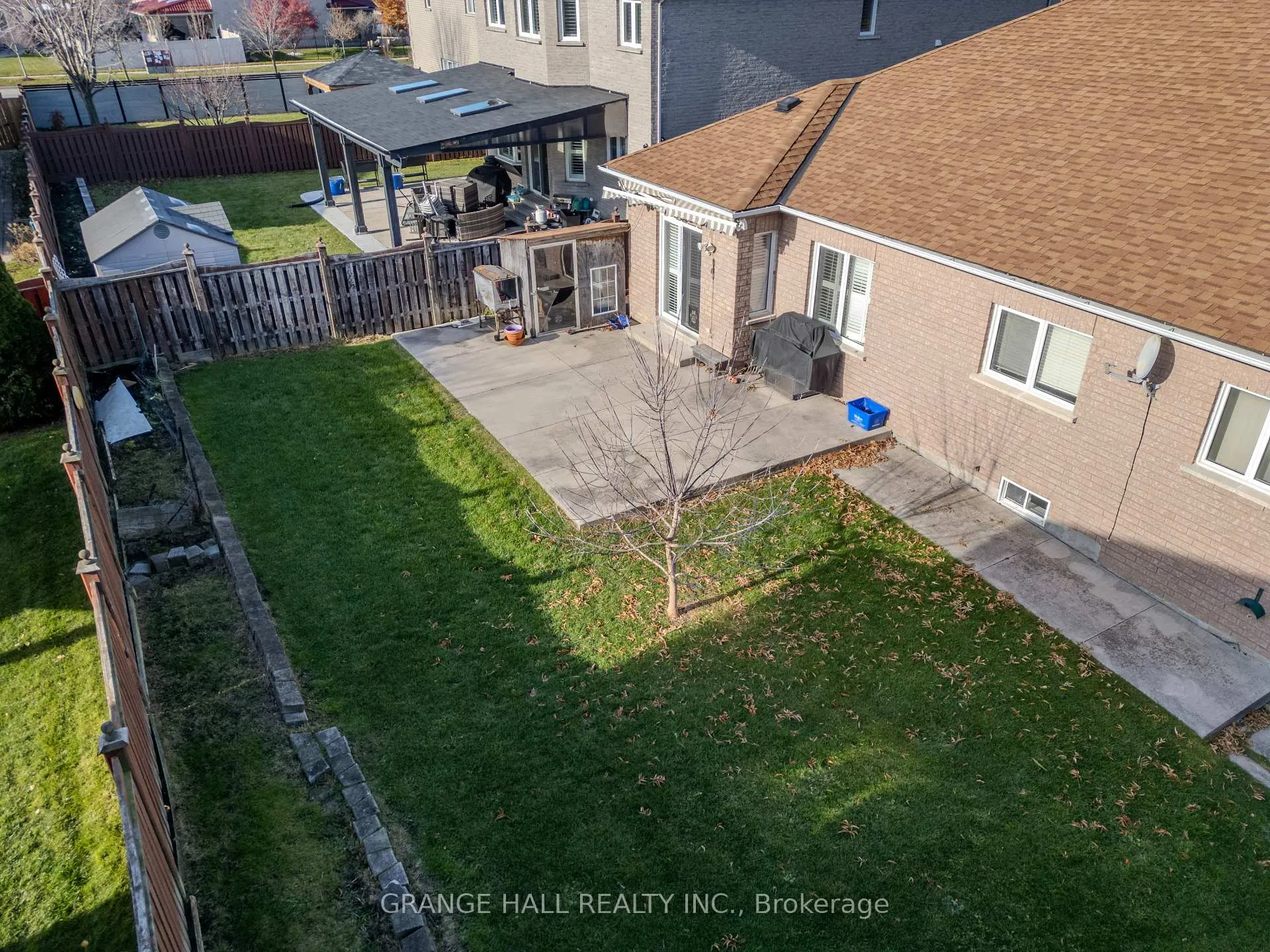 Photo 38 of 17 Lomond Avenue, Vaughan, Maple — HOMEH