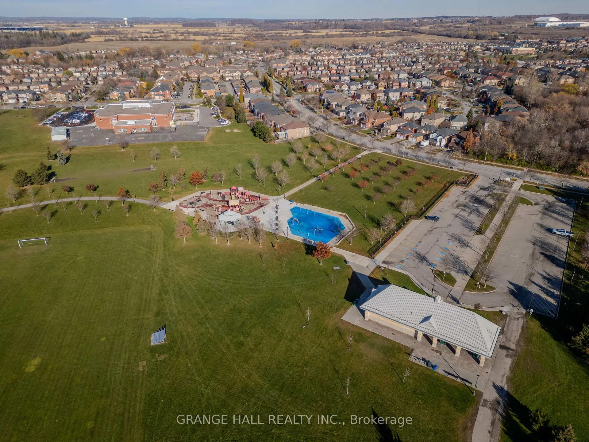 Photo 46 of 17 Lomond Avenue, Vaughan, Maple — HOMEH