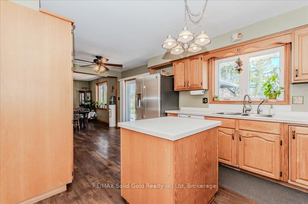Photo 15 of 13 James Court, Wellesley — HOMEH