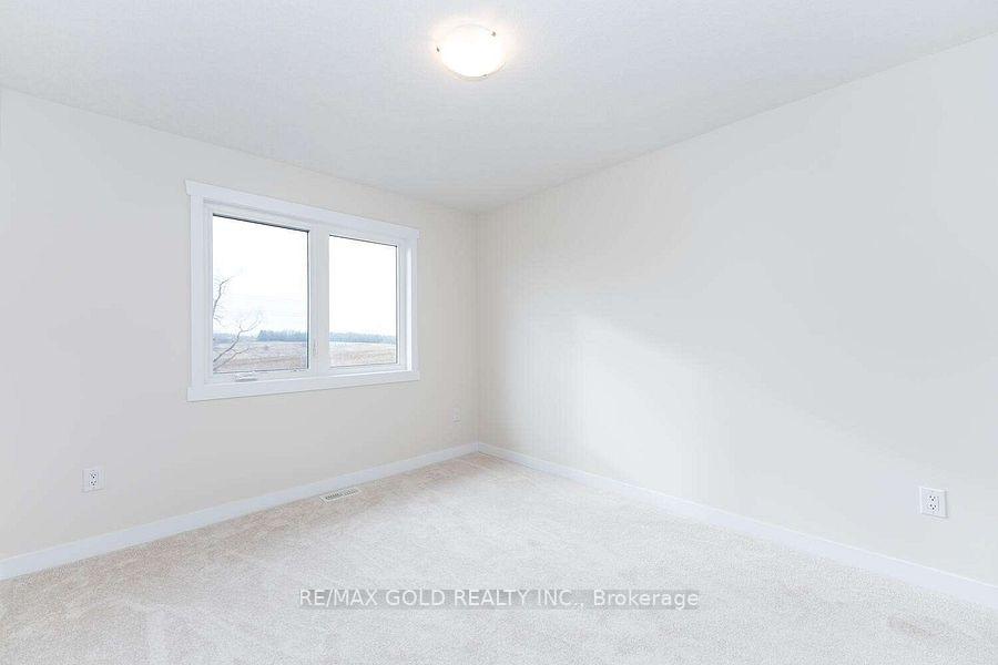 Photo 39 of 779 Autumn Willow Drive, Waterloo — HOMEH