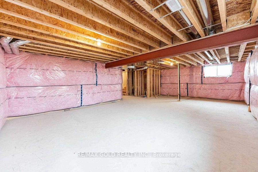 Photo 46 of 779 Autumn Willow Drive, Waterloo — HOMEH