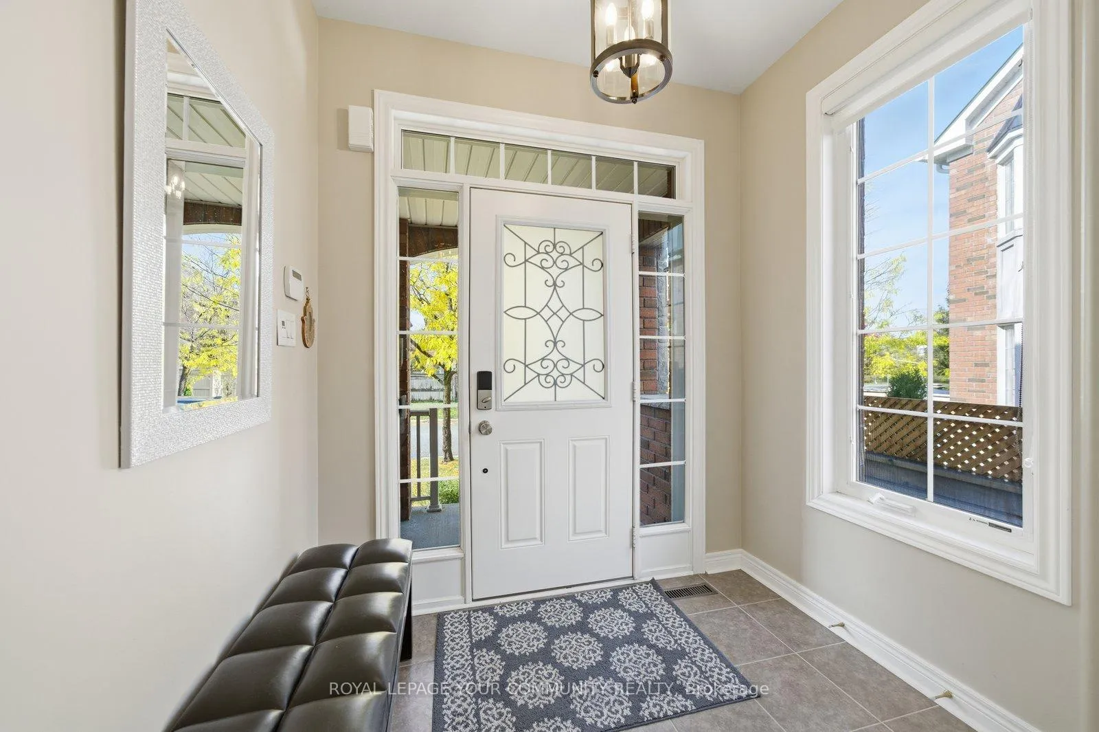 Photo 3 of 76 Mary Ellen Baker Crescent, Vaughan, Patterson — HOMEH