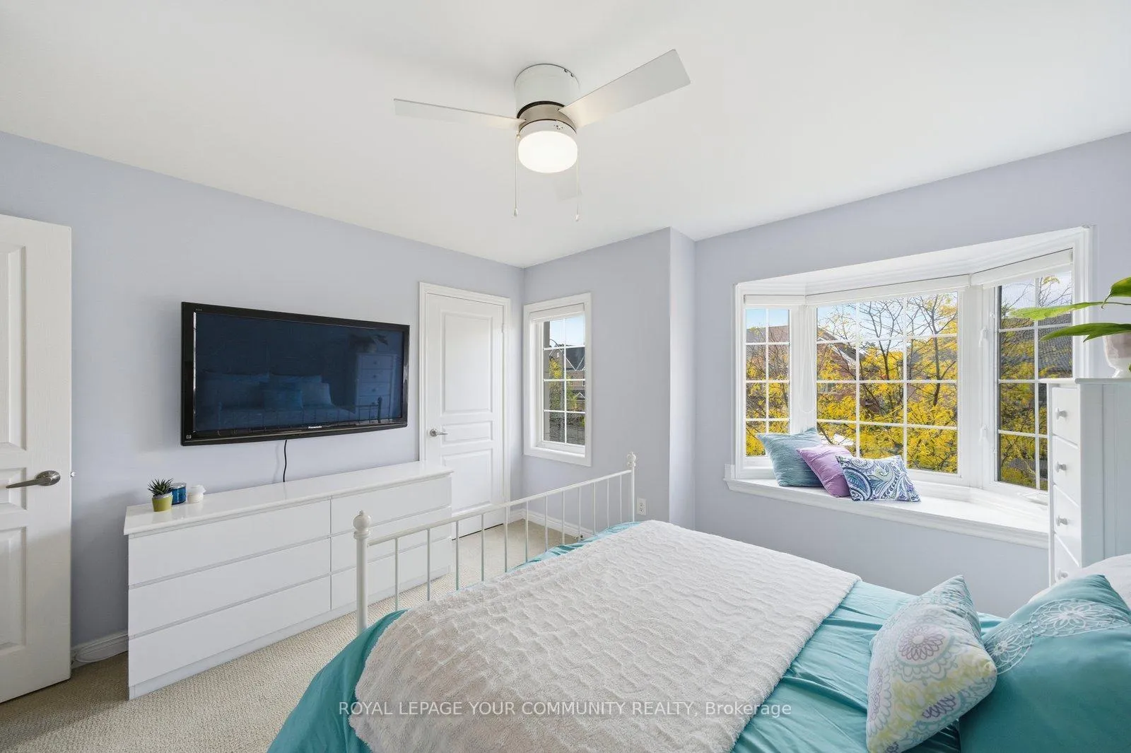 Photo 19 of 76 Mary Ellen Baker Crescent, Vaughan, Patterson — HOMEH