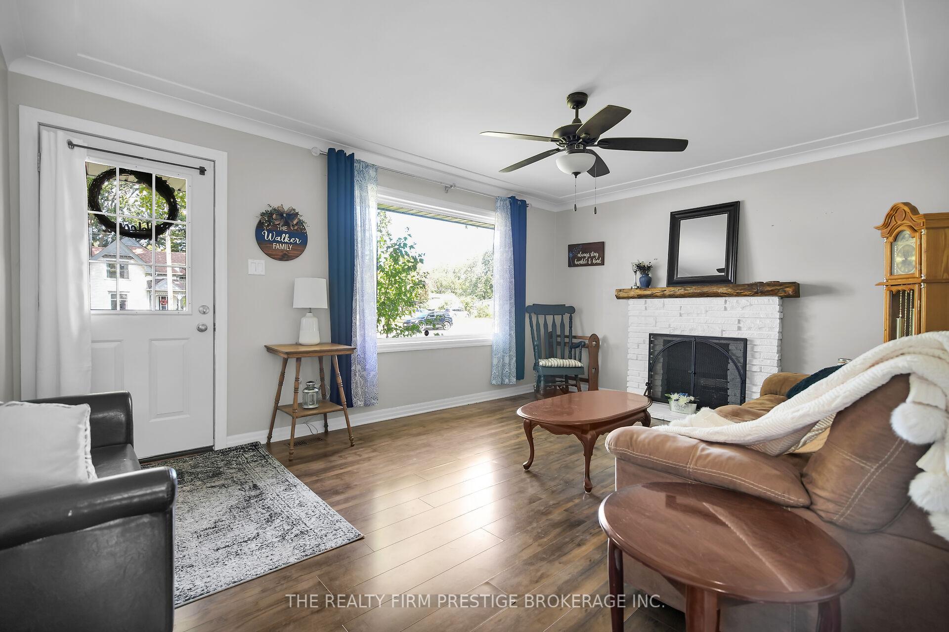 Photo 3 of 204 Main Street, West Elgin, West Lorne — HOMEH