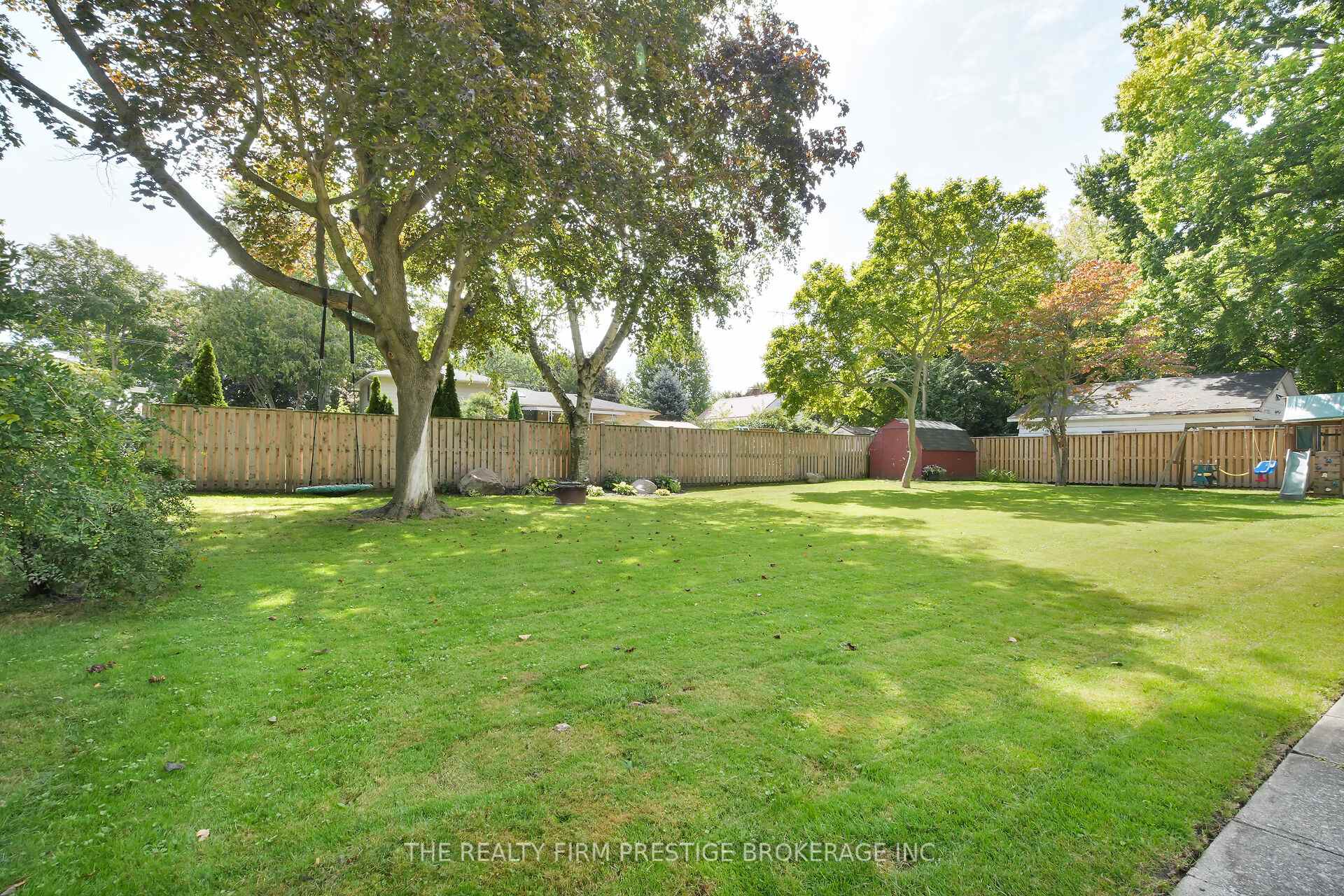 Photo 29 of 204 Main Street, West Elgin, West Lorne — HOMEH