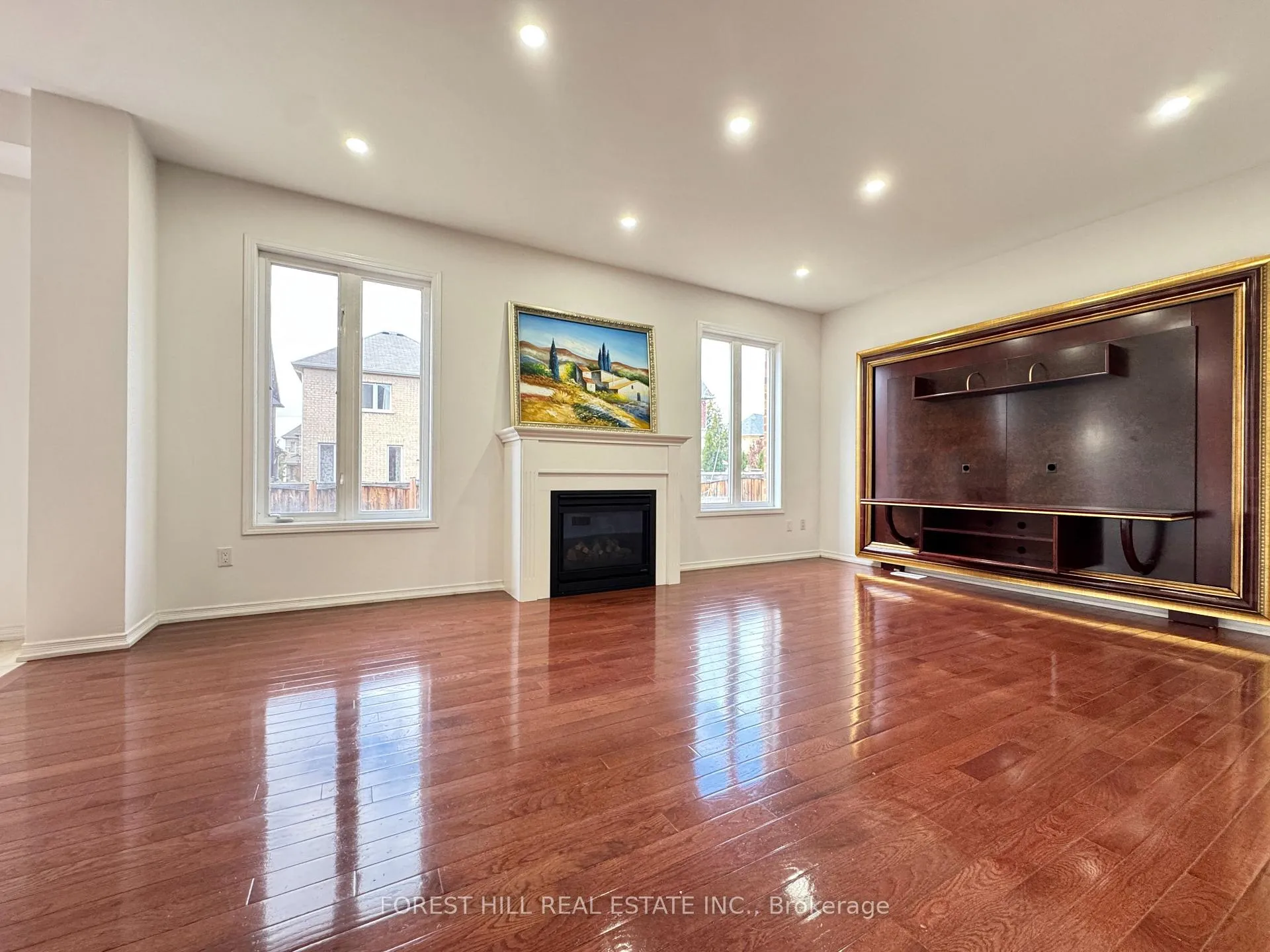 Photo 5 of 56 Stannardville Drive, Ajax, Northwest Ajax — HOMEH