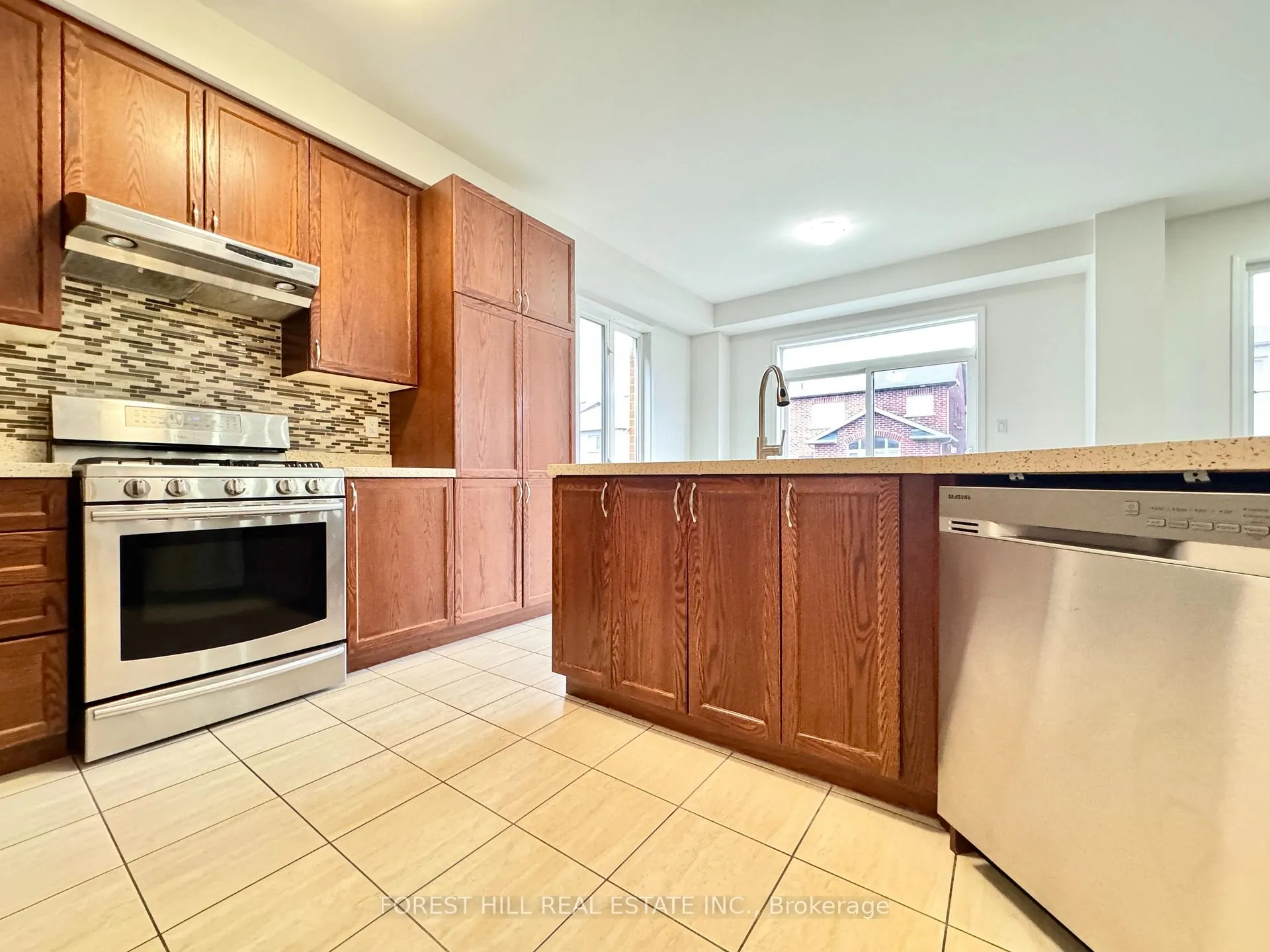 Photo 12 of 56 Stannardville Drive, Ajax, Northwest Ajax — HOMEH