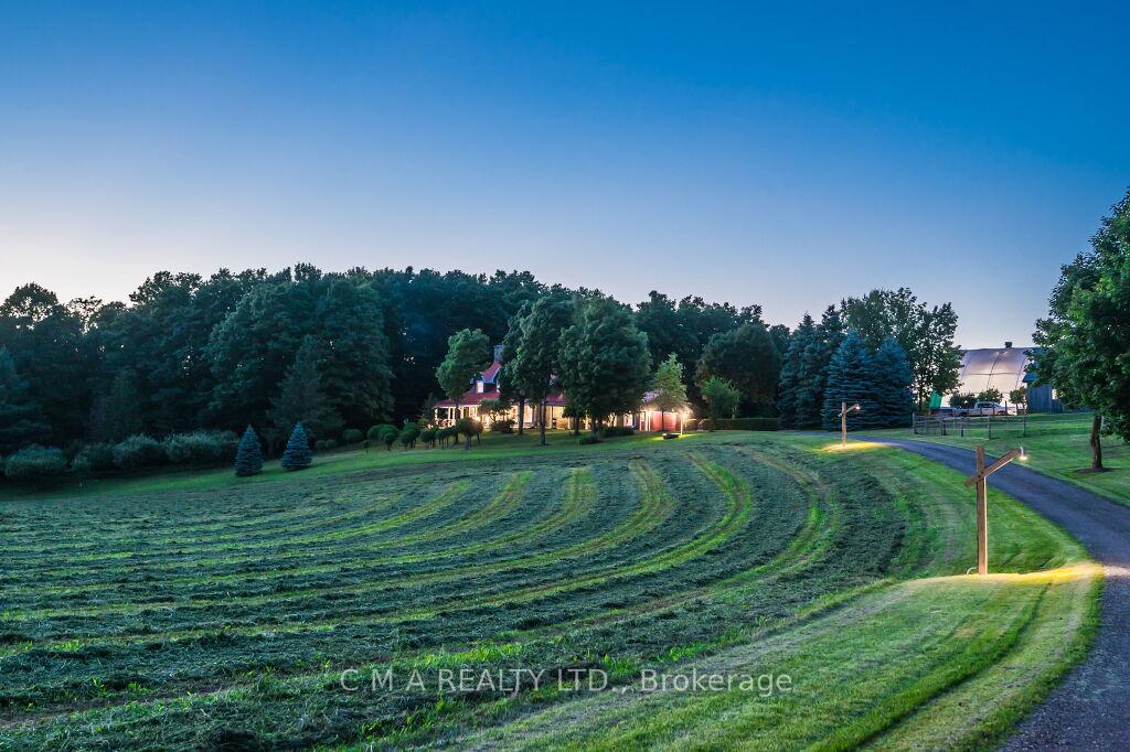 Photo 8 of 3855 Hessen Strasse, Wellesley — HOMEH