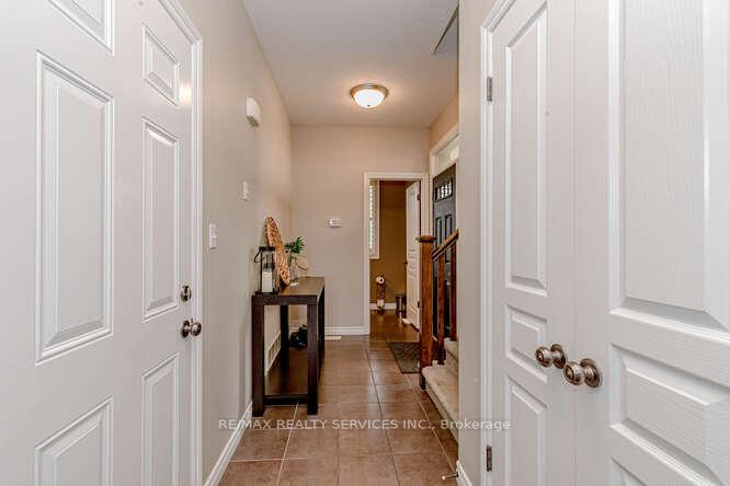 Photo 9 of 507 Wasaga Crescent, Waterloo — HOMEH