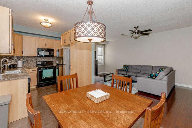 Photo 17 of 507 Wasaga Crescent, Waterloo — HOMEH