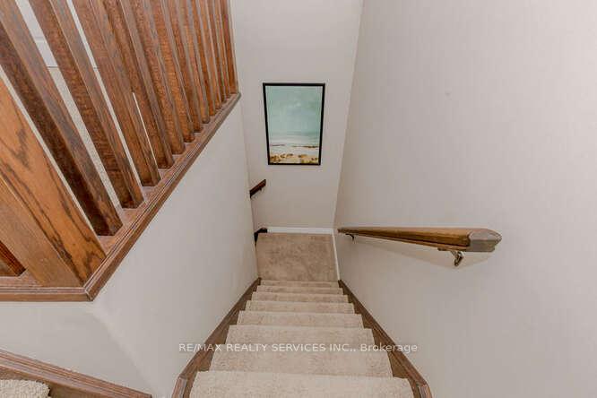 Photo 22 of 507 Wasaga Crescent, Waterloo — HOMEH