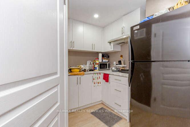 Photo 36 of 507 Wasaga Crescent, Waterloo — HOMEH