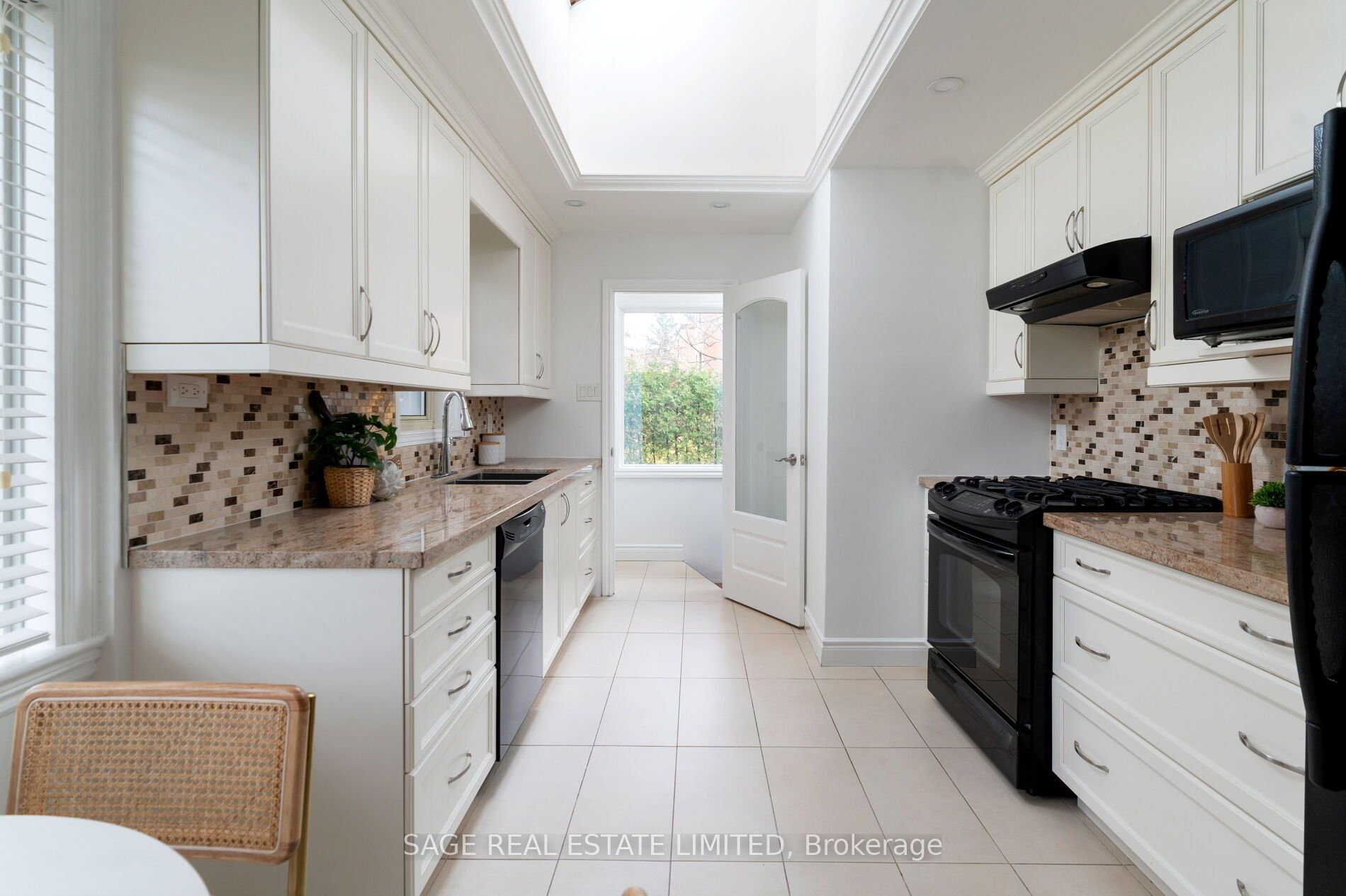 Photo 47 of 149 Glenwood Crescent, Toronto, O'Connor-Parkview — HOMEH