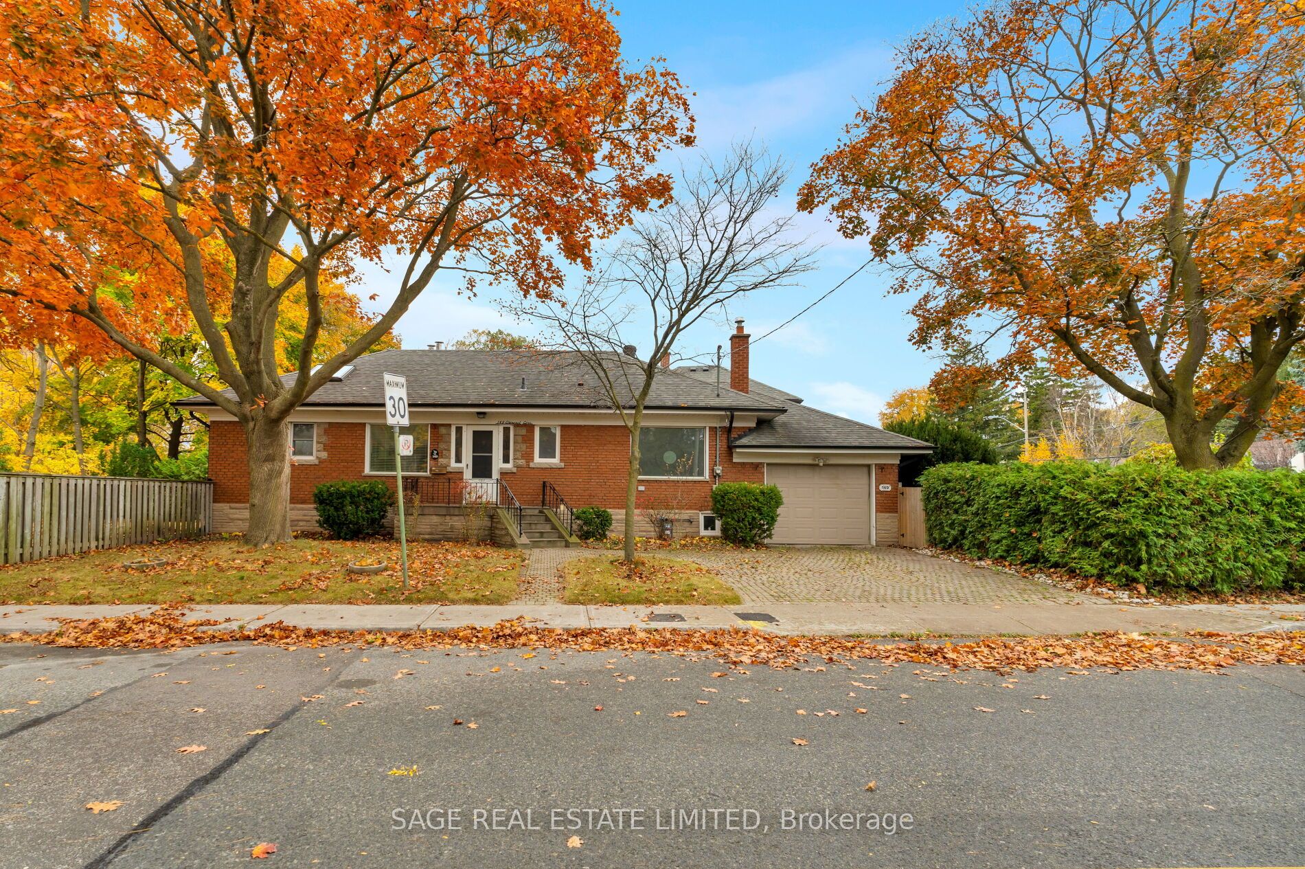 Photo 2 of 149 Glenwood Crescent, Toronto, O'Connor-Parkview — HOMEH