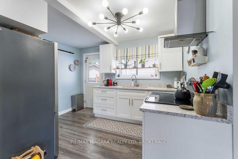 Photo 15 of 11110 Desiree Street, Wainfleet, Lakeshore — HOMEH