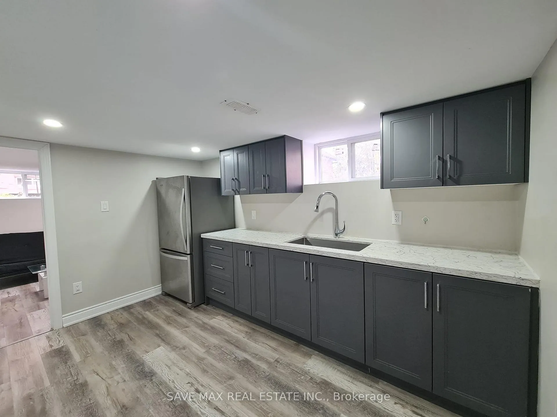 Photo 25 of 214 Cornwall Street, Waterloo — HOMEH
