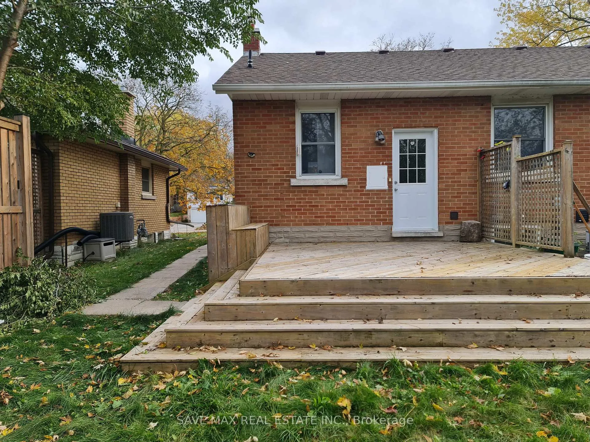 Photo 32 of 214 Cornwall Street, Waterloo — HOMEH