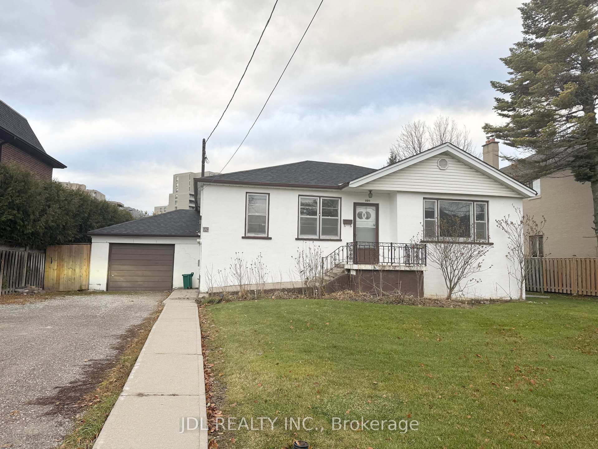 Photo 1 of 229 Crestwood Road, Vaughan, Crestwood-Springfarm-Yorkhill — HOMEH