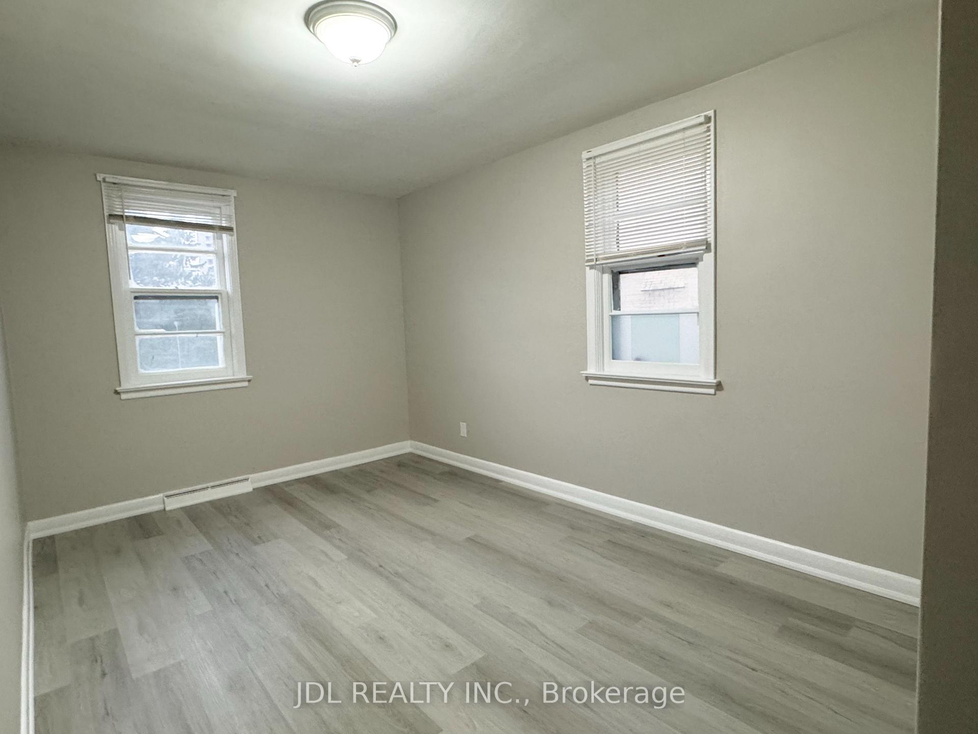Photo 10 of 229 Crestwood Road, Vaughan, Crestwood-Springfarm-Yorkhill — HOMEH