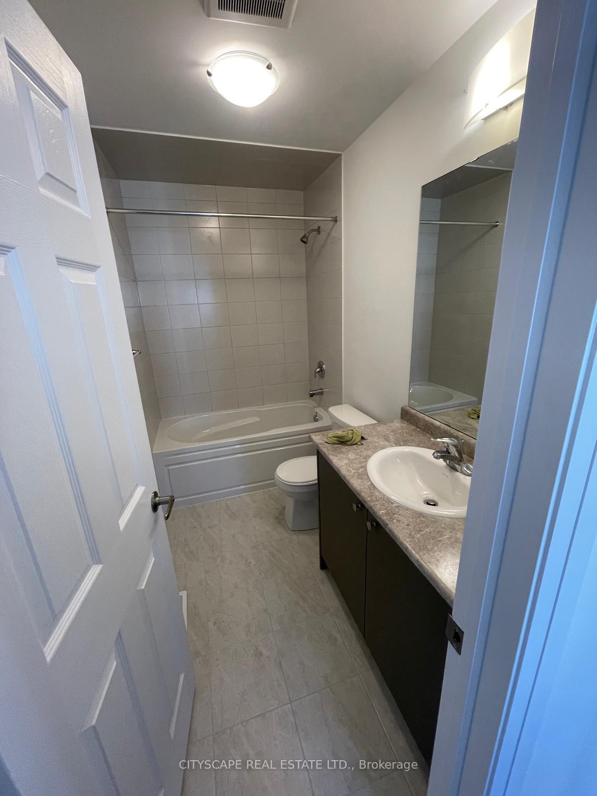 Photo 2 of 128 Varsity Drive, Welland, Dain City — HOMEH