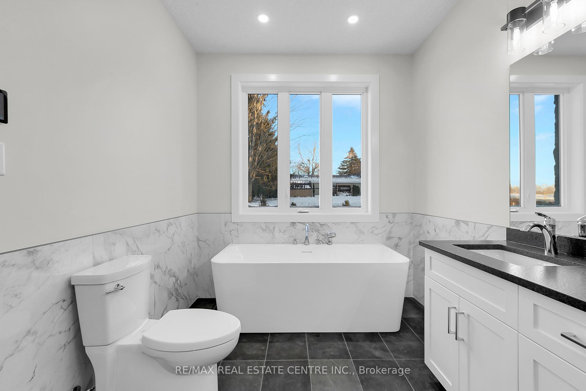 Photo 9 of 11 Albert Street, Wellesley — HOMEH