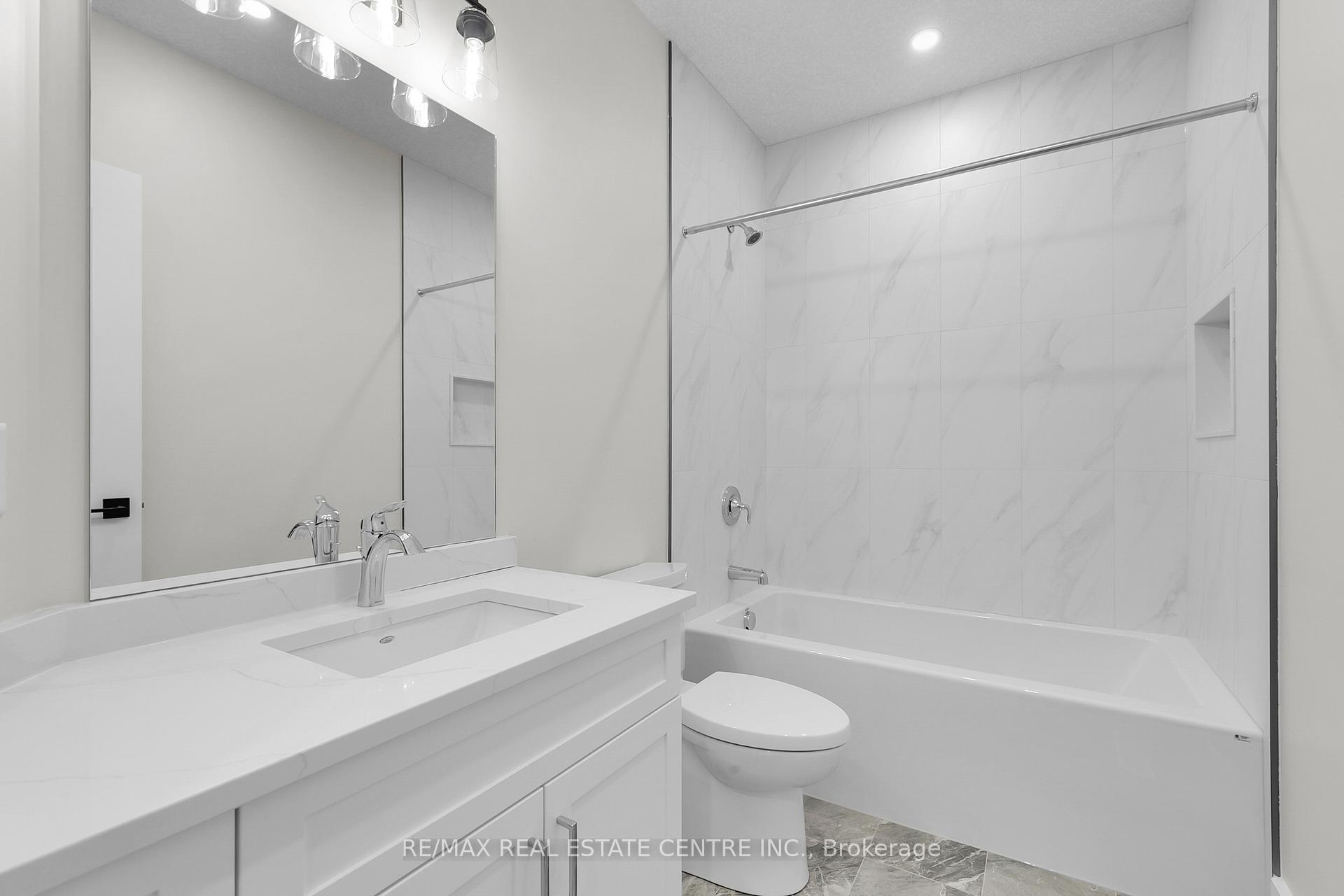 Photo 13 of 11 Albert Street, Wellesley — HOMEH