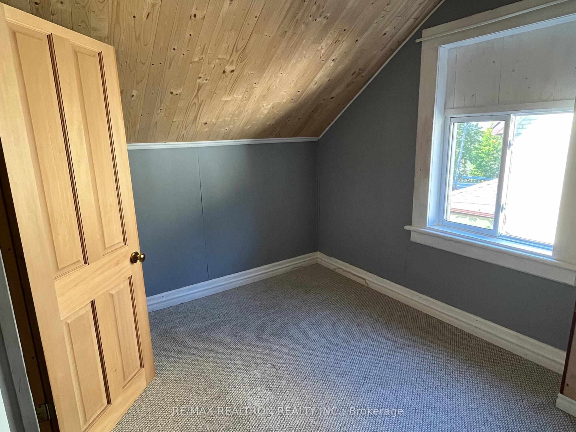 Photo 16 of 287 Victoria Street S, Arran-Elderslie — HOMEH