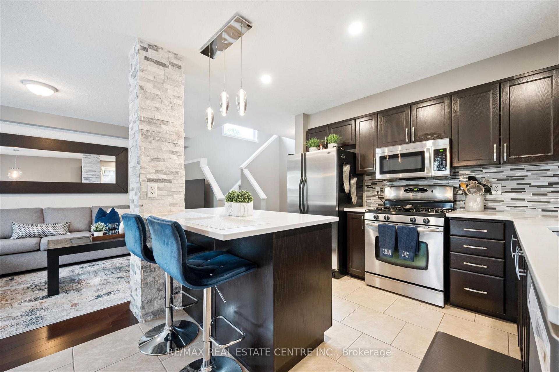 Photo 13 of 394 Sauve Crescent, Waterloo — HOMEH