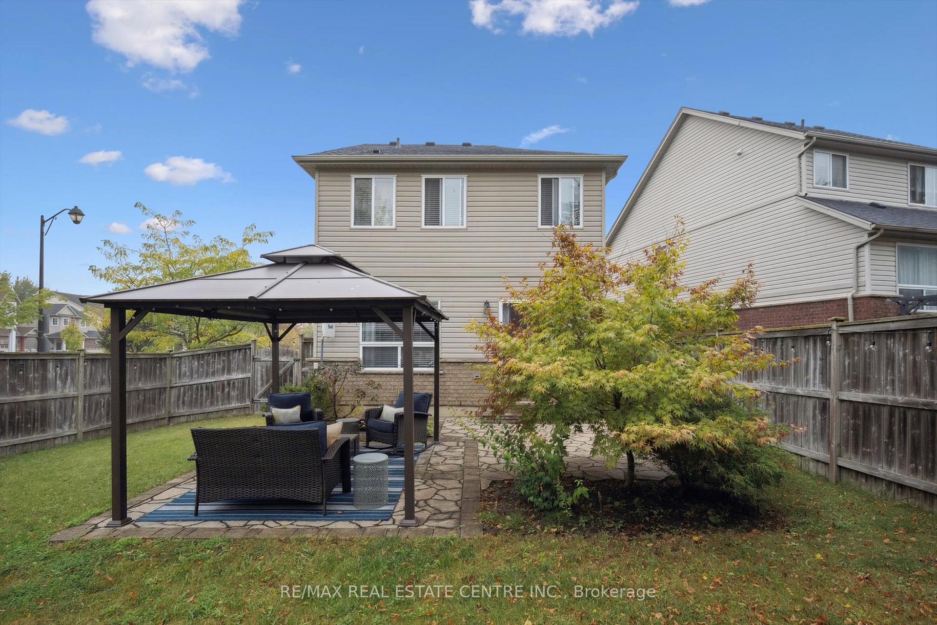 Photo 30 of 394 Sauve Crescent, Waterloo — HOMEH