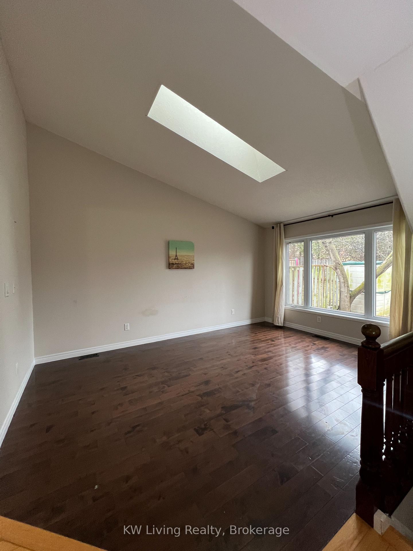 Photo 12 of 622 Columbia Forest Boulevard, Waterloo, Columbia Forest — HOMEH