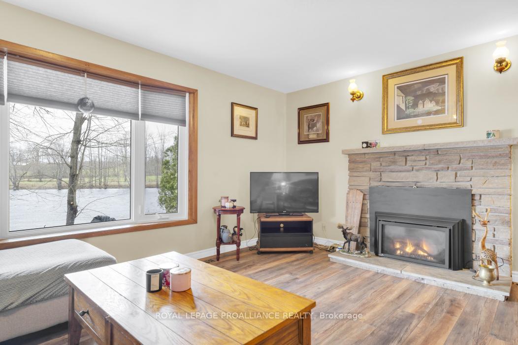 Photo 5 of 301 Sherry Road, Tweed, Hungerford (Twp) — HOMEH