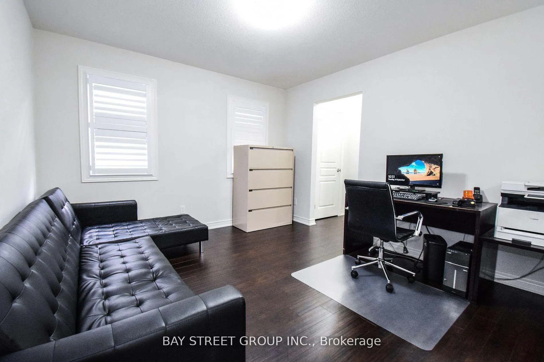 Photo 15 of 490 Silverwood Avenue, Welland, Coyle Creek — HOMEH