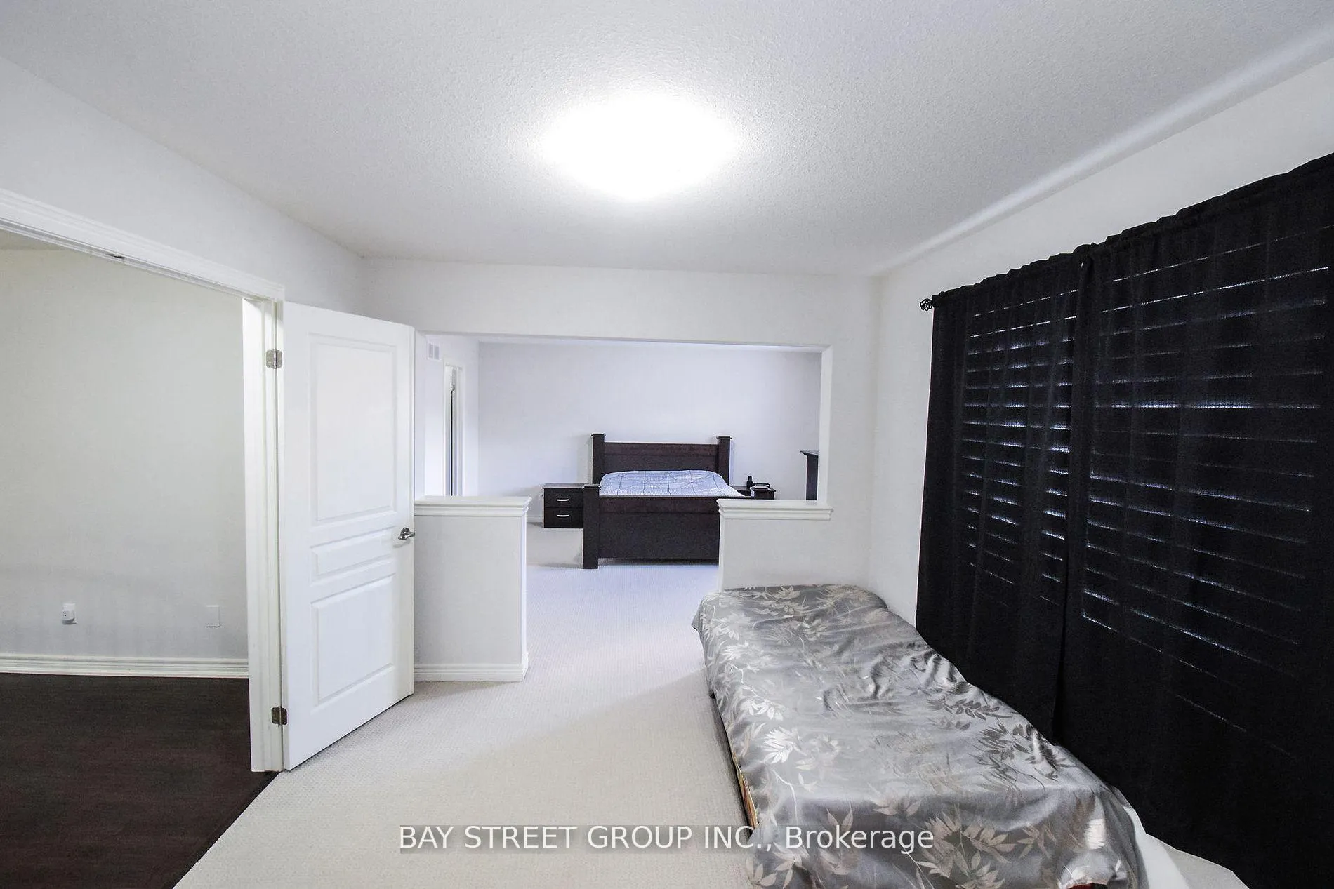 Photo 17 of 490 Silverwood Avenue, Welland, Coyle Creek — HOMEH