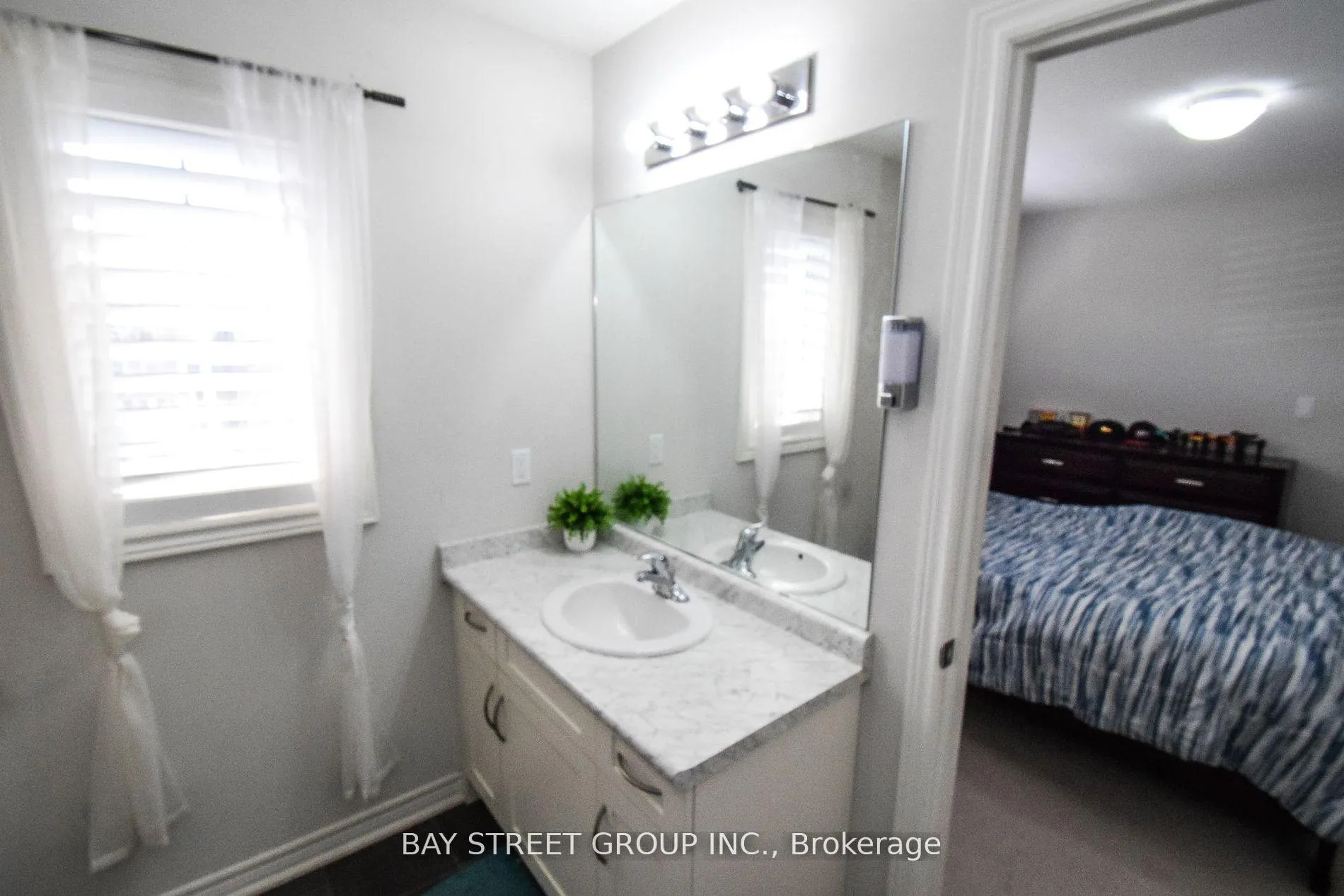 Photo 32 of 490 Silverwood Avenue, Welland, Coyle Creek — HOMEH