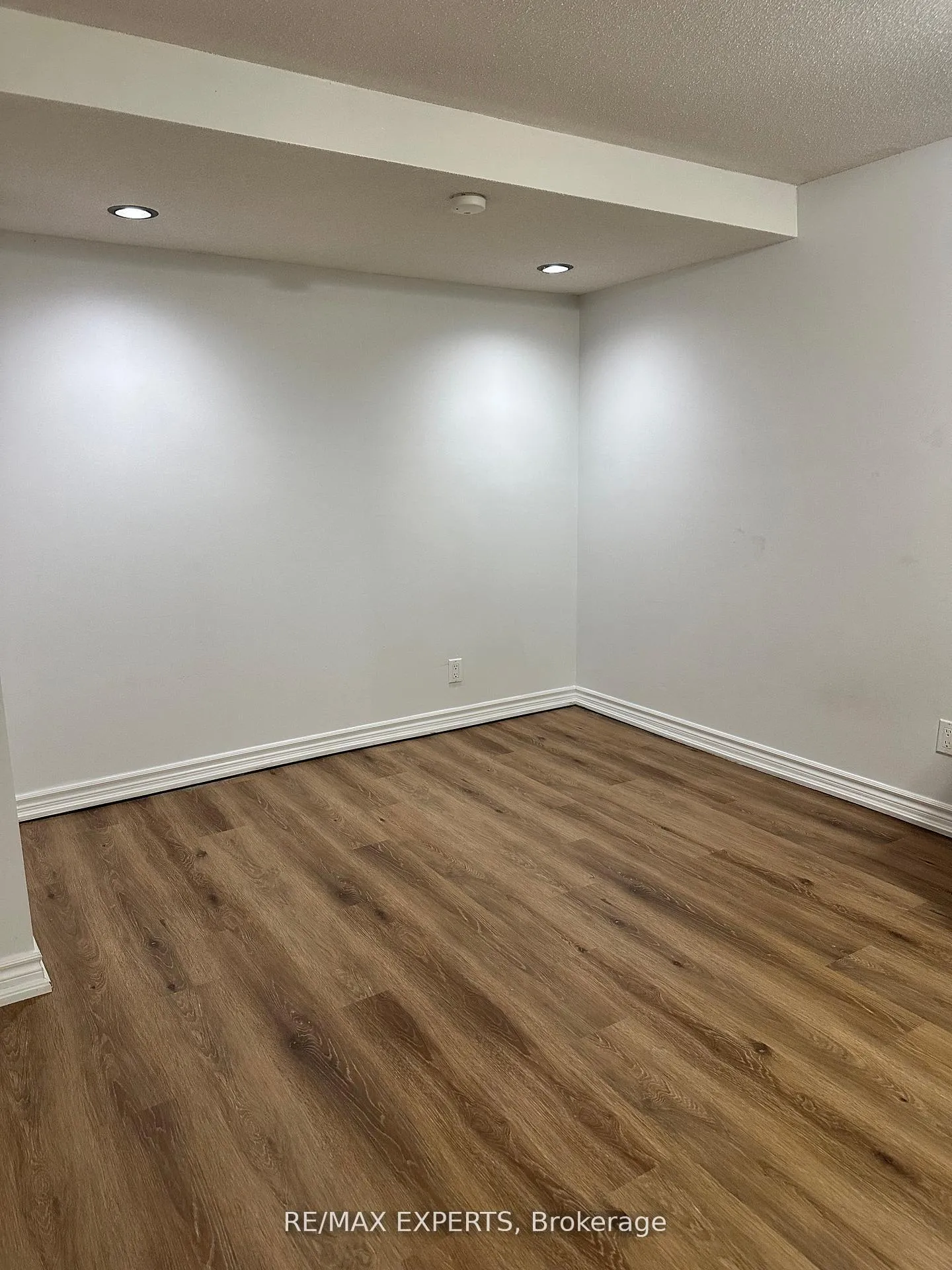 Photo 8 of Unit Bsmt, 133 Adventure Crescent, Vaughan, Vellore Village — HOMEH