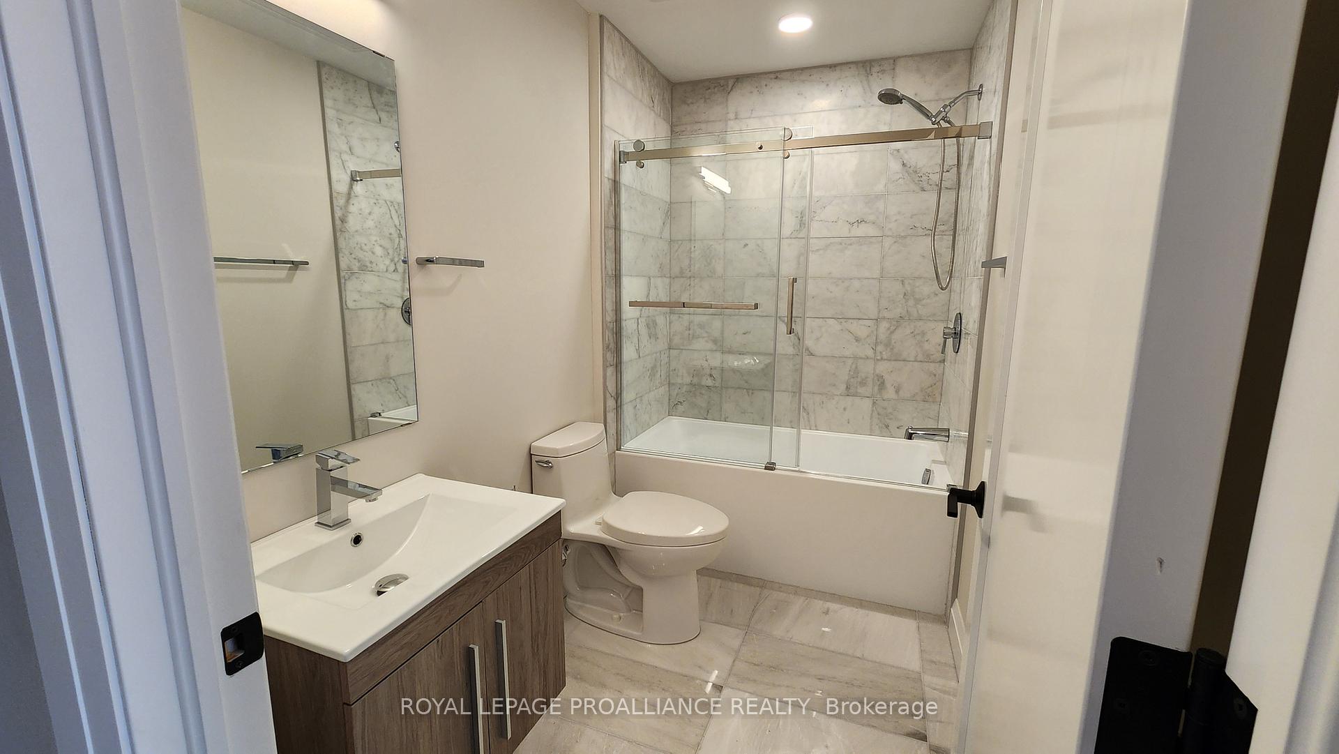 Photo 7 of Unit 3, 261 Front Street, Belleville, Belleville Ward — HOMEH