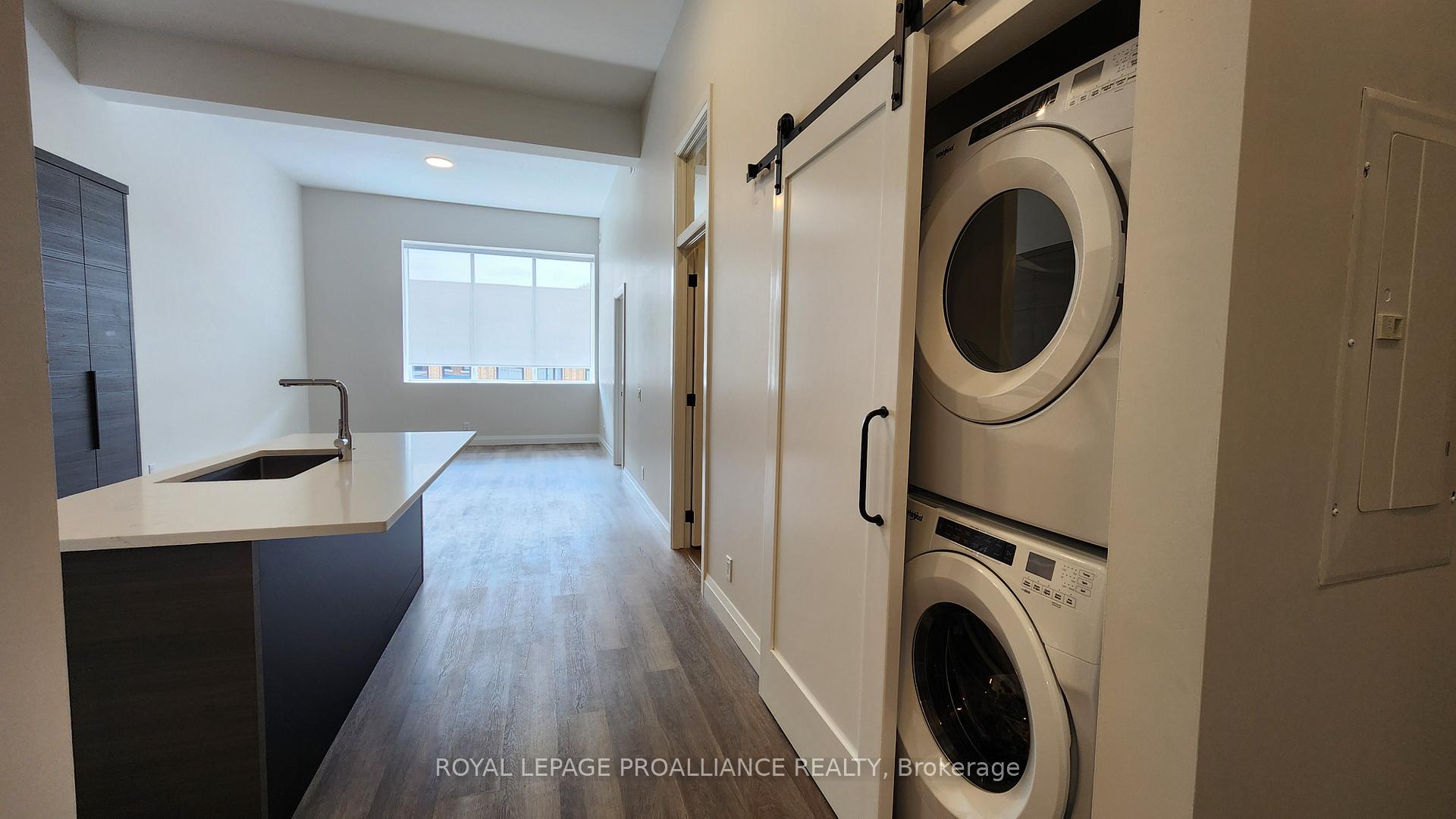 Photo 13 of Unit 3, 261 Front Street, Belleville, Belleville Ward — HOMEH