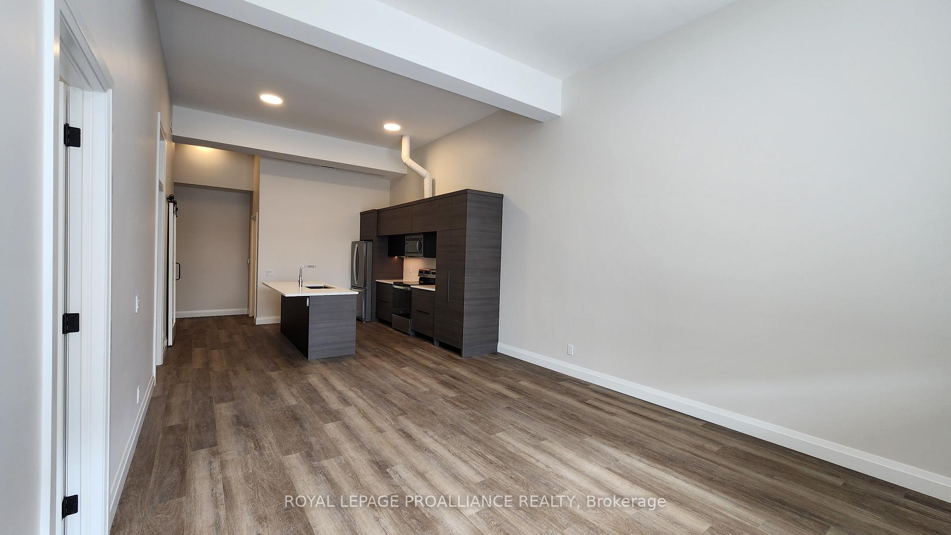 Photo 15 of Unit 3, 261 Front Street, Belleville, Belleville Ward — HOMEH