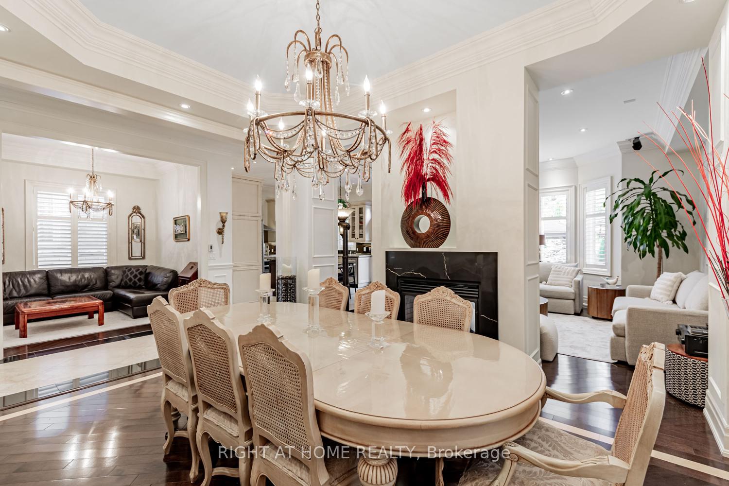Photo 9 of 82 Rivermill Crescent, Vaughan, Patterson — HOMEH