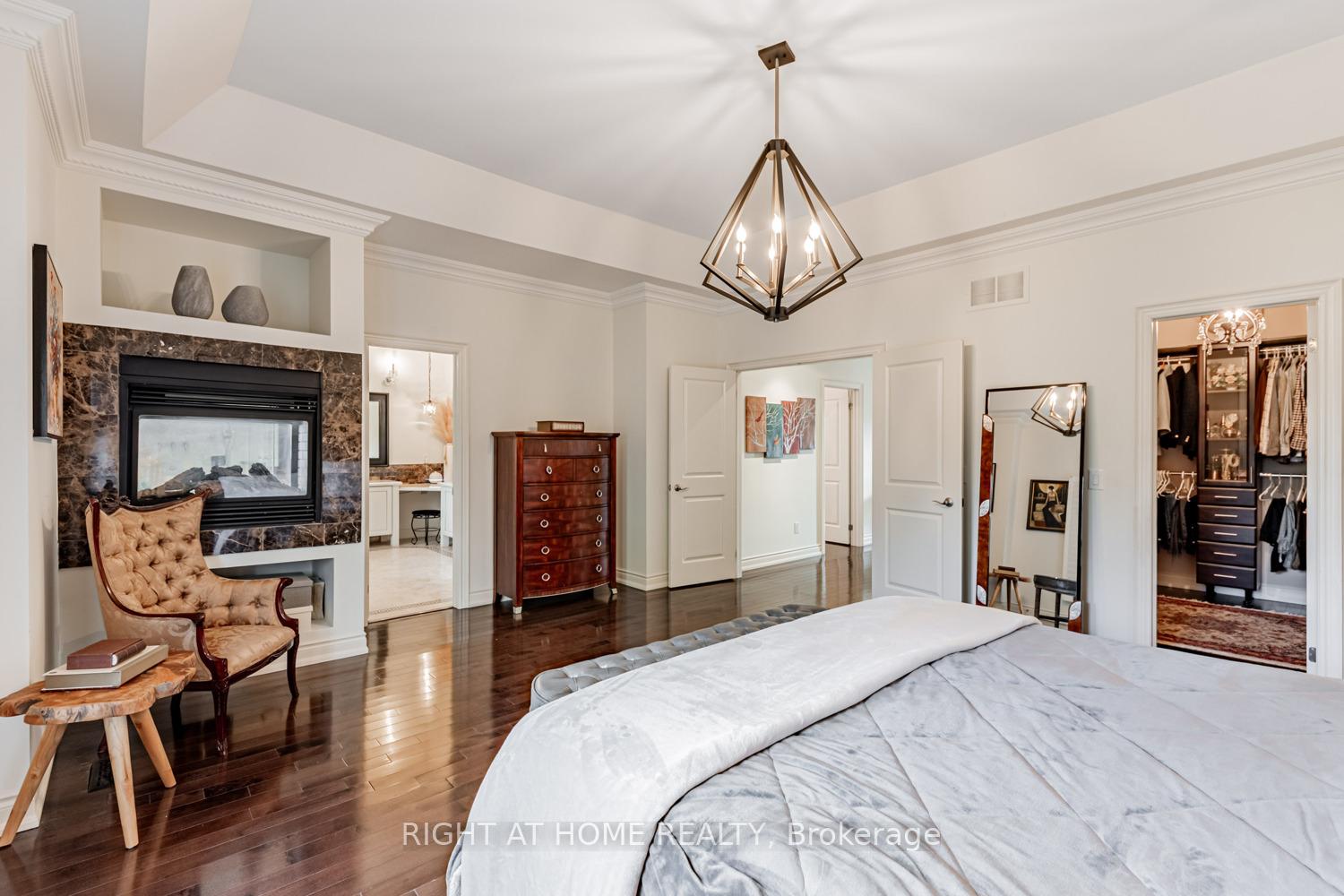 Photo 24 of 82 Rivermill Crescent, Vaughan, Patterson — HOMEH