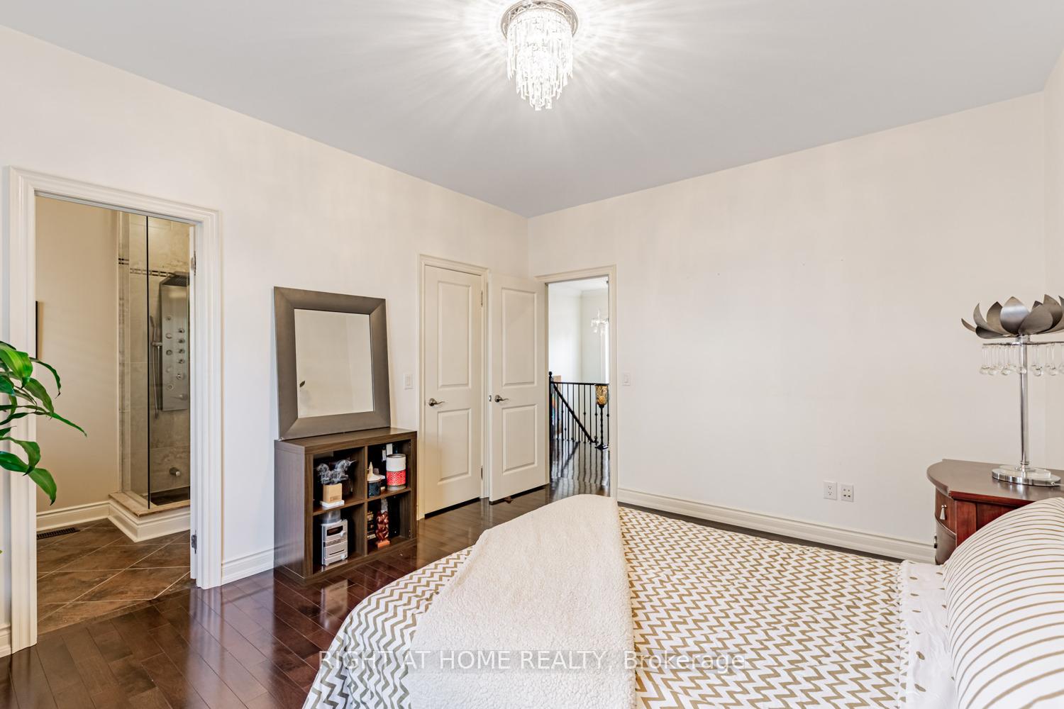 Photo 29 of 82 Rivermill Crescent, Vaughan, Patterson — HOMEH