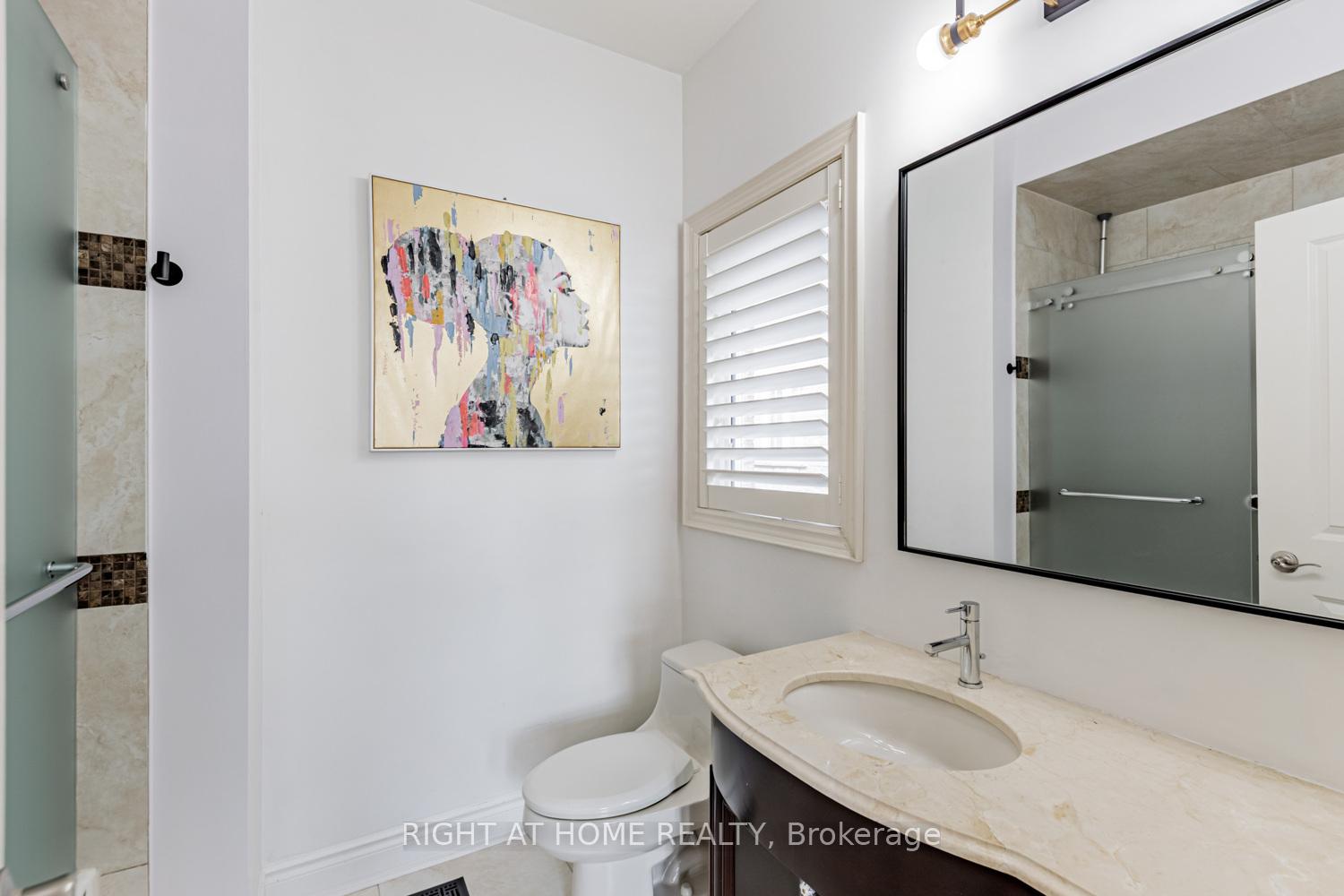 Photo 34 of 82 Rivermill Crescent, Vaughan, Patterson — HOMEH
