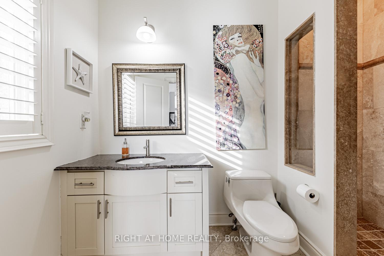 Photo 38 of 82 Rivermill Crescent, Vaughan, Patterson — HOMEH