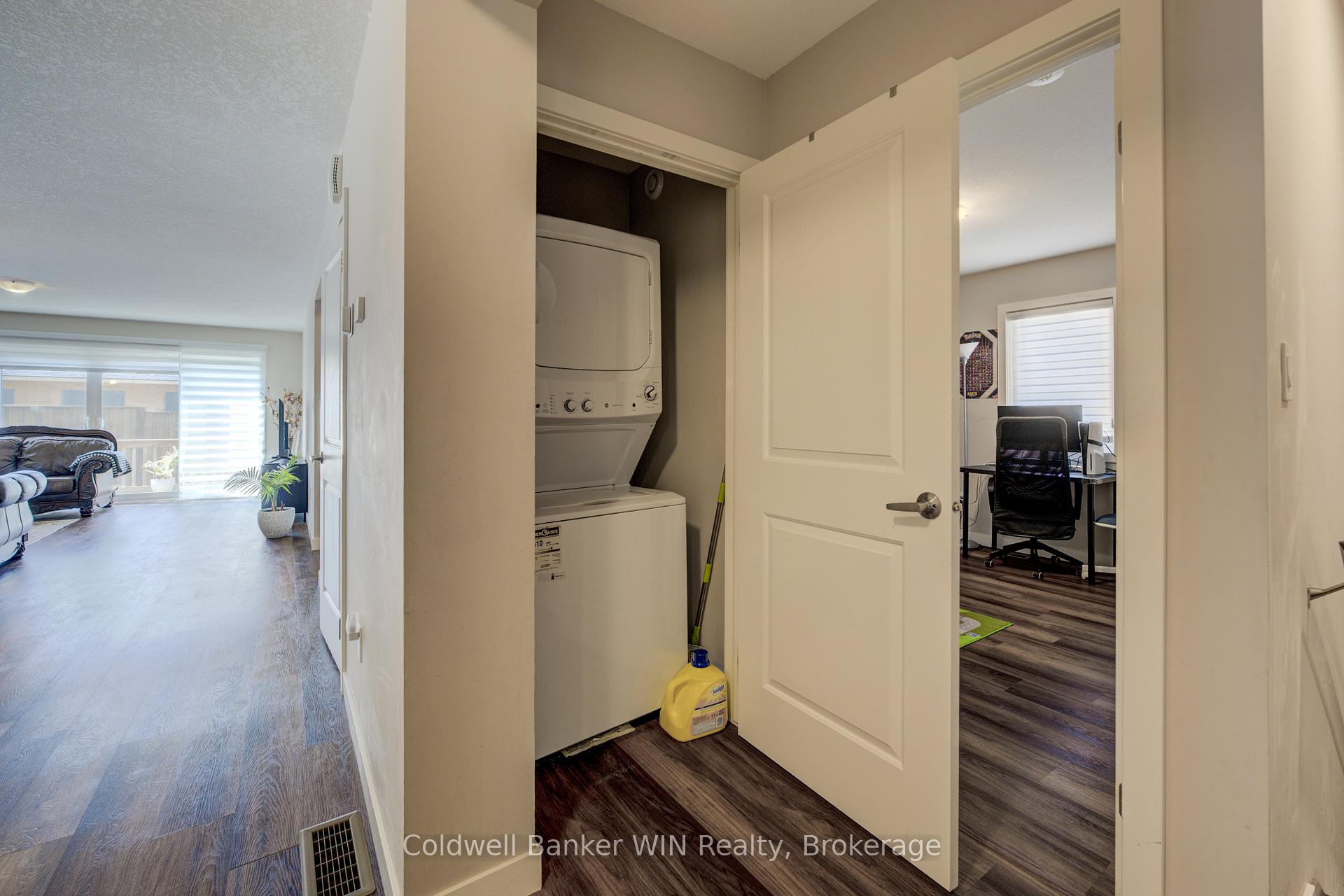 Photo 10 of 780 Waterloo Street, Wellington North, Mount Forest — HOMEH