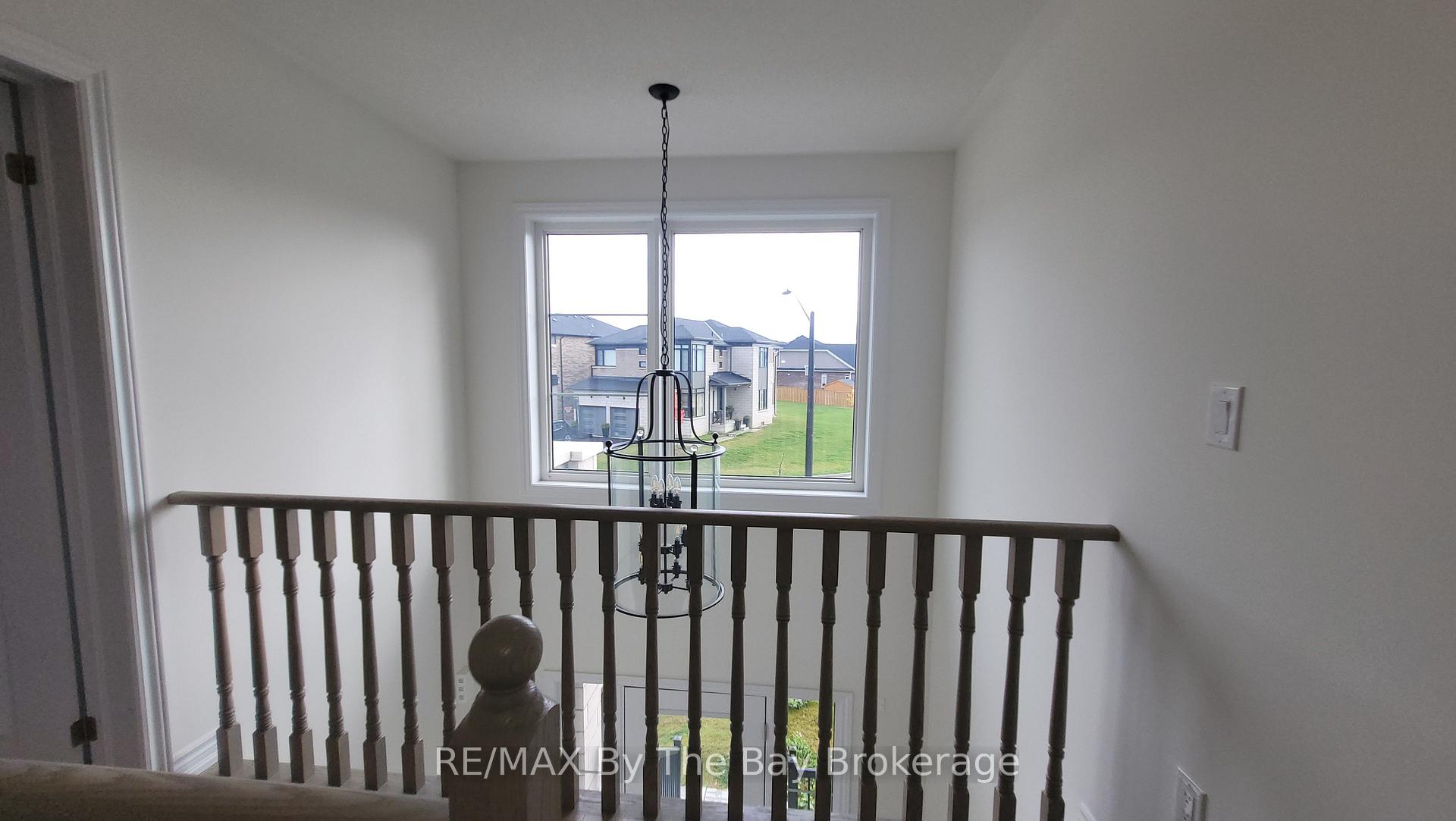 Photo 20 of 172 Rosanne Circle, Wasaga Beach — HOMEH