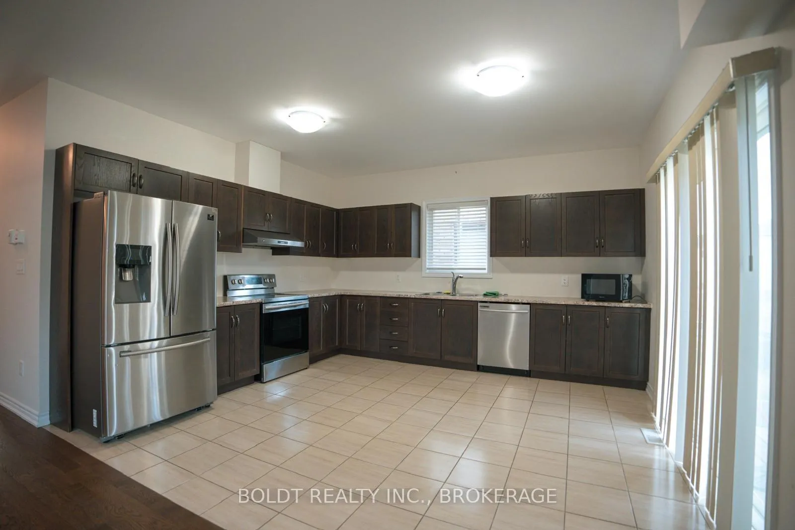 Photo 9 of 244 Bethune Avenue, Welland, Lincoln/Crowland — HOMEH