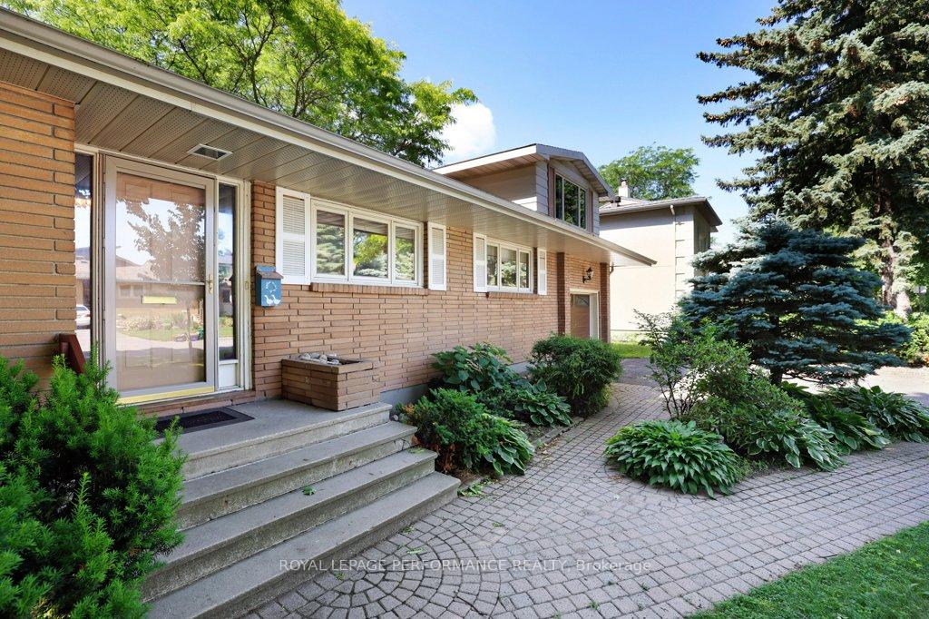 Photo 7 of 1388 Wesmar Drive, Ottawa, Alta Vista — HOMEH